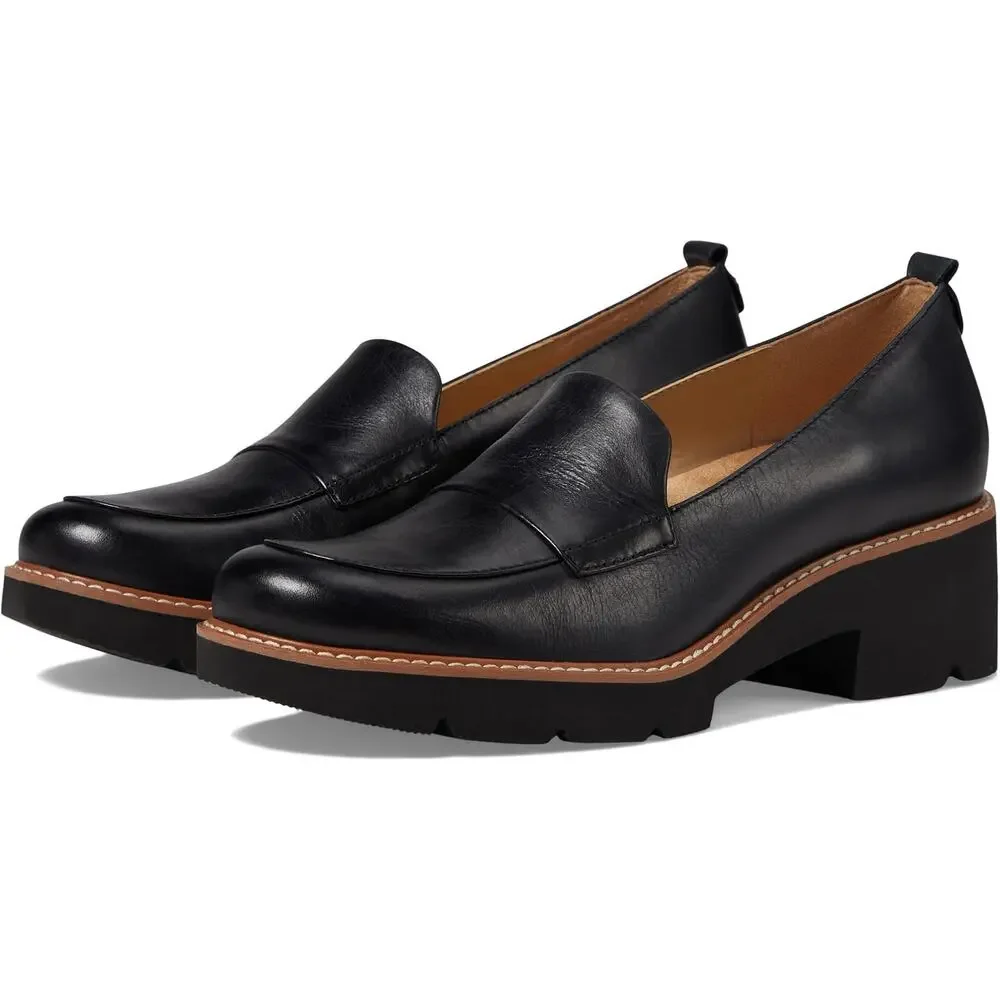 Naturalizer Womens Darry Lug Sole Loafers Size 6 EU 36 Black Leather Slip On NIB